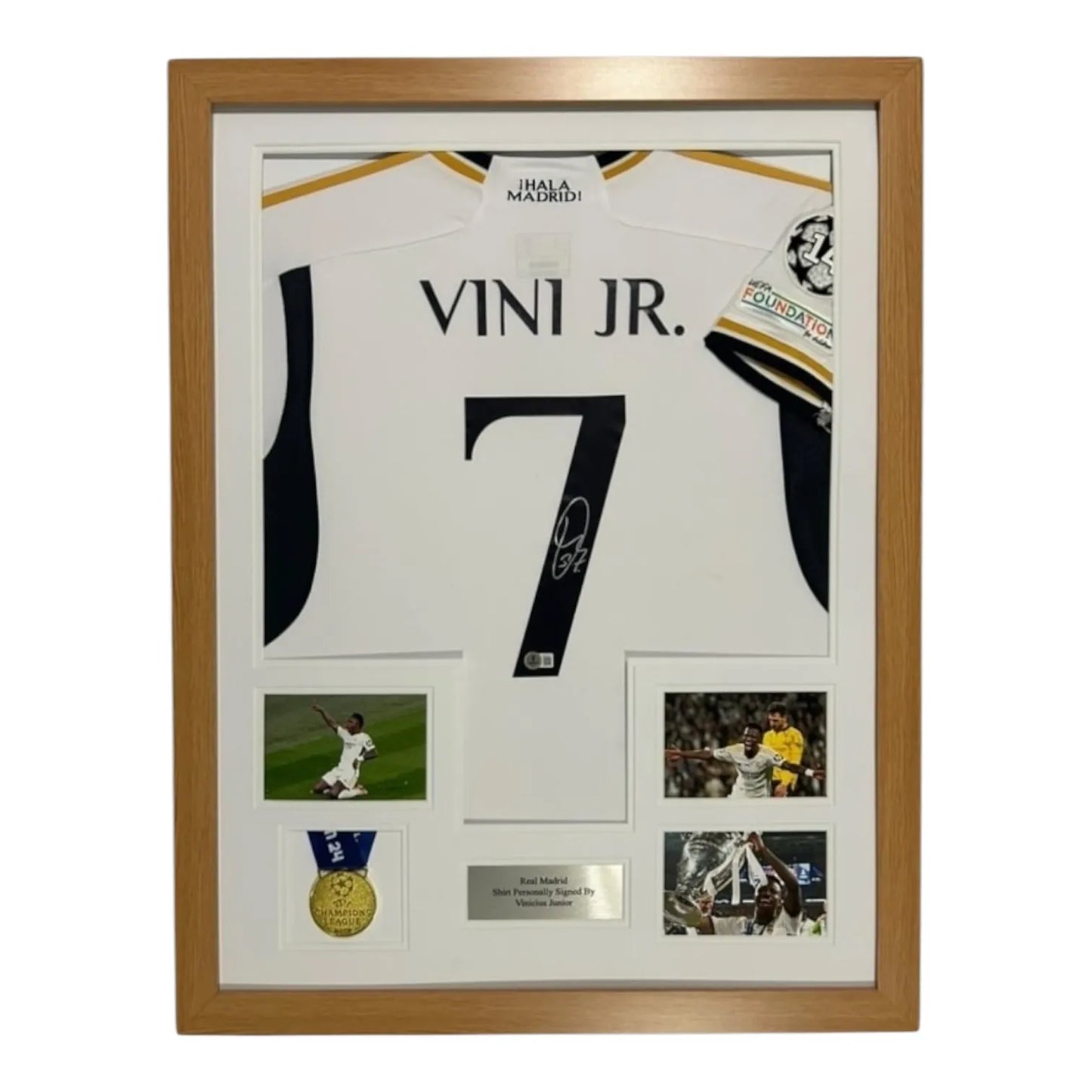 Signert Vini Jr. drakt