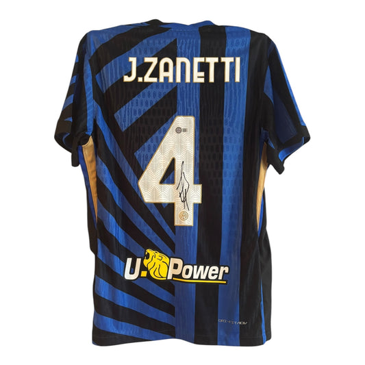 Signert Zanetti drakt